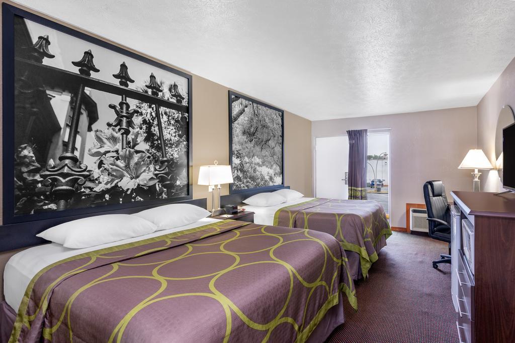Motel Super 8 By Wyndham Locust Grove Extérieur photo